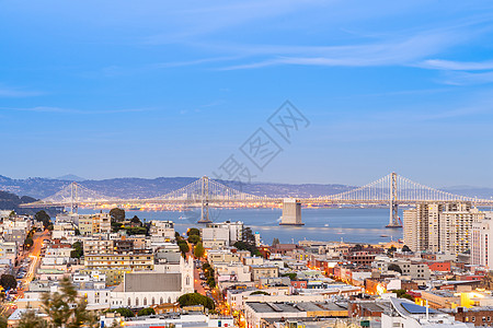 旧金山航空观点组织正方形刮刀反射海洋城市商业景观帝国摩天大楼市中心图片