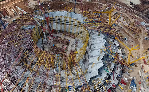 建造体育场的设备 a 运动场的建筑设备办公室天空建筑学机械旅游活动摩天大楼河畔工人工程图片