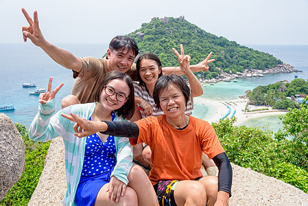 高南元岛泰国游客男人地平线女儿假期母亲爸爸旅行妈妈旅游团体图片