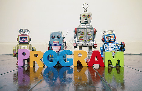 使用木字母的 PROGRAM 字词和程序数据孩子们机器人学校软件教育创造力商业项目图片