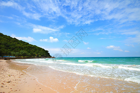 泰国巴塔亚的Sangwan海滩地平线海景旅行天堂季节游客旅游风景热带墙纸图片