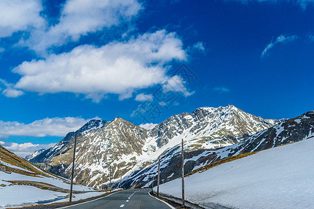 阿尔卑斯山 弗利拉帕斯 达沃斯 格劳布安德运输服务安全旅行卡车曲线天空漂移事故警告图片