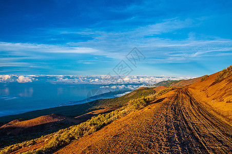 加那利群岛特内里费山顶云层上的公路海岸线日落太阳旅行热带日光旅游海岸日出顶峰图片