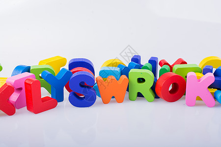 玩具火车由木制成的字母立方知识商业刻字标题立方体字体公司孩子创造力字幕背景