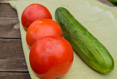 以有机黄瓜西红柿 木本蛋白的健康饮食概念桌布饮食植物毛巾食物桌子组织养分农业生态图片