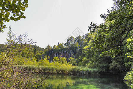 普利维茨湖泊国家公园瀑布假期观光叶子天堂阳光全景蓝色公园风景溪流图片