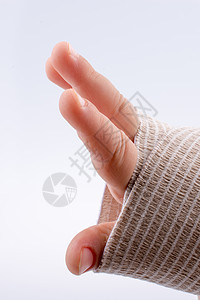 绷带中的婴儿手腕疼痛医生卫生伤口医院情况白色伤害药品诊所图片