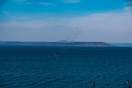 来自海参松市的阿穆尔湾景象海岸天空车站旅行起重机建筑全景货物建筑学地平线图片