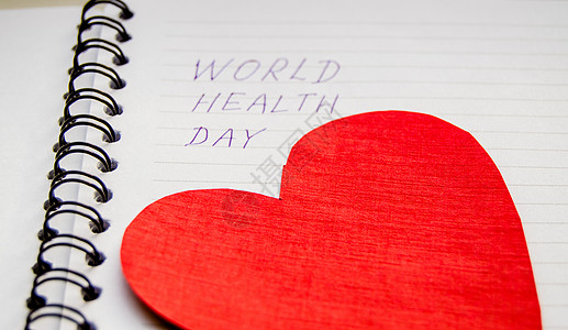 医疗保健概念 有选择性地关注红心 撰写于 笔记 世界卫生日图片
