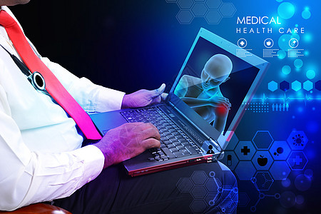 具有听诊镜和膝上型电脑的医生屏幕情况工作实习生人体职业男人技术医院药品图片