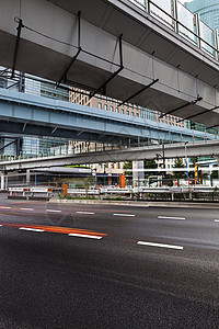 现代建筑 东京的公路和摩天大楼都升级了汽车交通办公室街道建筑学商业城市踪迹痕迹建造图片