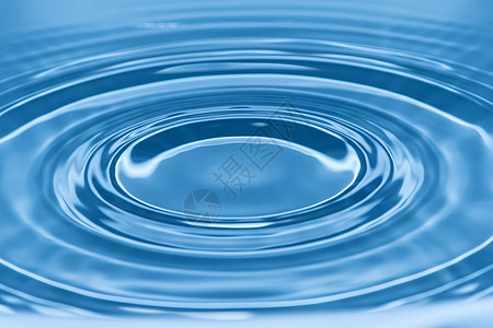 掉进水里反射环境液体圆圈运动水滴宏观气泡飞溅雨滴图片