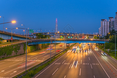 2019年9月4日 在韩国首尔建造天线办公室首都堡垒场景蓝色夜景天空建筑学购物中心城市图片