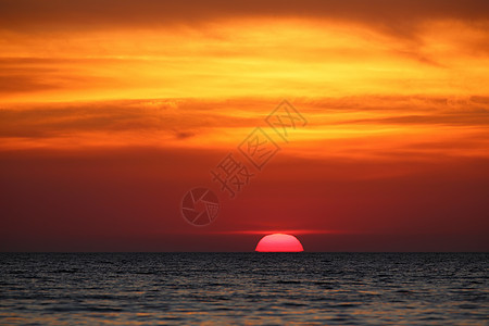 明日夕阳橙子天空太阳热浪地平线风景艺术辉光戏剧性水平图片