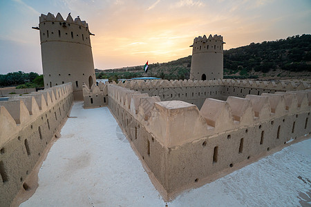 阿拉伯联合酋长国阿布扎比酋长国利瓦绿洲沙漠城堡堡垒防御绿洲太阳沙丘地形天空旅行假期建筑学图片