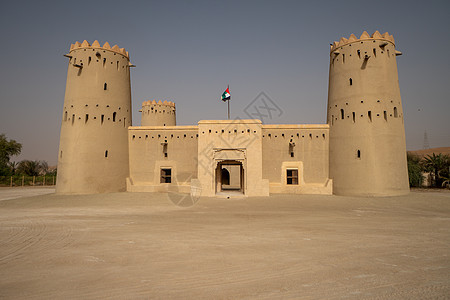 阿拉伯联合酋长国阿布扎比酋长国利瓦绿洲沙漠城堡日落活动防御旅行太阳沙漠地形假期绿洲建筑学图片