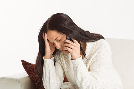 电话打不通的女人图片