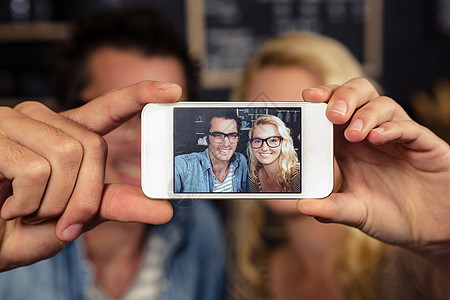 情侣自拍休闲夫妻照片屏幕手机电话闲暇餐厅技术店铺图片