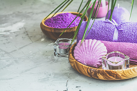 含有紫紫色 文本空间的 Spa 构成皮肤边界毛巾肥皂美容身体产品药品中心芳香图片