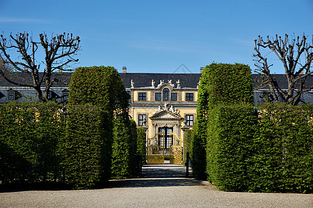 花园的美术馆 在汉诺威配有箱套和金门图片