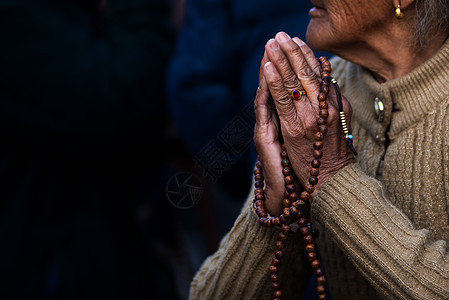 来自佛教的圣母 祈祷与祈祷为更美好的未来而祈祷图片