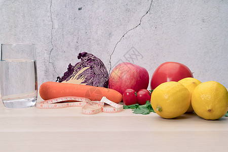 新鲜蔬菜 水果 纯净水 健康食品 饮食 营养糖尿病世界监控健康病人控制教育安全生活食物图片