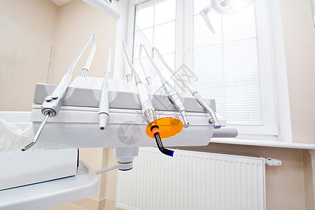 牙科办公室的专业牙医工具 单位 千美元 请访问InfoFinland上的官方网站外科病人技术工作卫生牙齿牙科学美容椅子治疗图片