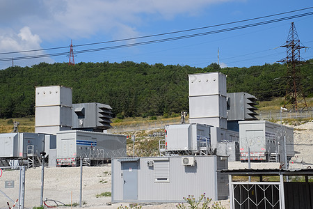 电源分站设备 变压器和电线杆电气电缆天空金属建筑开关柜功放车站柱子活力图片