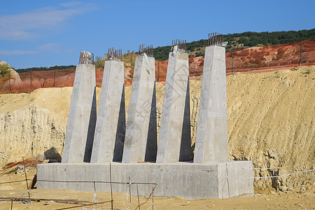 混凝土建筑路口 道路建造和桥梁加固 以及钢筋立交桥路线构造建设工作城市配件运输民众图片