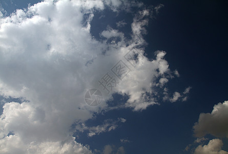 云效果闪闪发光 清空美丽的云朵空气环境蓝色气象视图效果画幅太阳摄影天空背景
