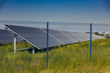 草光伏发电外面的太阳能电池板力量晴天电气全球光伏发电机创新场地控制板阳光图片