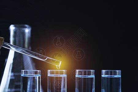 带有含液体的玻璃实验室化学测试管的研究员学习烧瓶生物科学家化学家实验瓶子药店管子工人图片