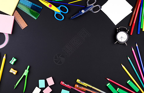 学校用品 多色木铅笔 笔记本 纸玩具橡皮学生粉笔夹子剪刀大学教育课堂笔记图片