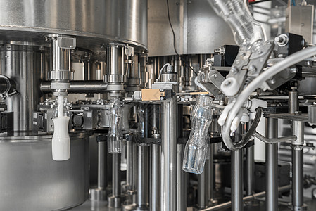 牛奶厂的设备管道加工工厂机器技术团体奶油生产圆圈自动化图片