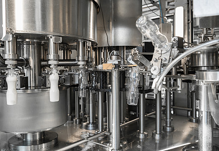 牛奶厂的设备腰带管子农场酸奶运动输送带机械团体液体技术图片