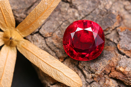 红色石头宝石钻石白色蓝色珠宝红宝石蓝宝石岩石宝藏青金石奢华背景