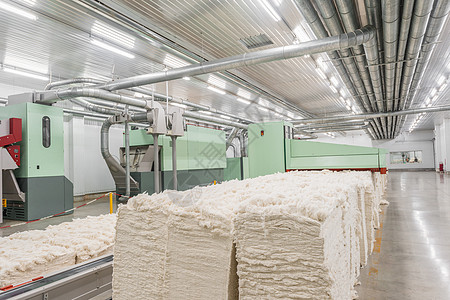 纺织厂的打卡机技术梳理机器材料机械梳理机纤维加工编织制造业图片
