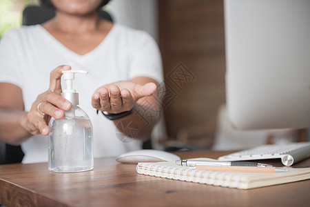 女性用防甲状腺病毒清洁剂凝胶洗手卫生预防互联网技术商业女士瓶子疾病椅子消毒剂图片