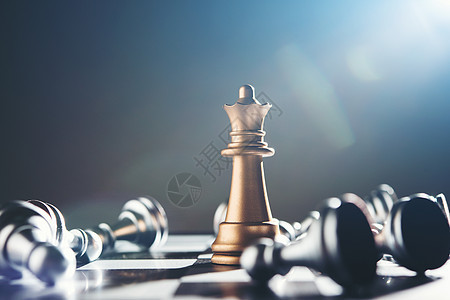象棋之王和骑士在黑暗背景上布置游戏智力红色领导竞赛领导者商业木板白色黑色图片