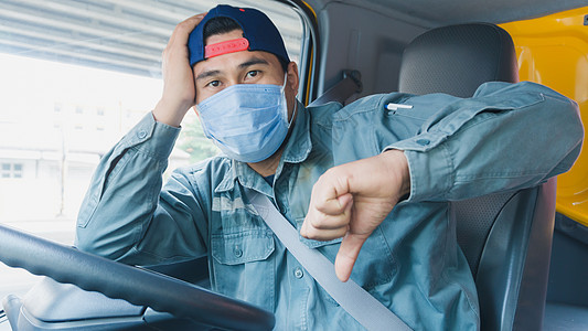 戴面罩的卡车司机男人船运商业疾病保健感染男性流感面具车辆图片