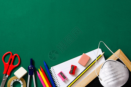 返回学校 科罗纳病毒COVID蜡笔大学工具医疗铅笔笔记笔记本教育橡皮石头图片