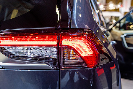 现代汽车后光的特写 外在细节 注尾灯服务大灯力量驾驶塑料车辆红绿灯背光汽车图片