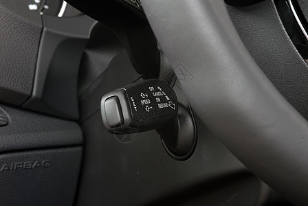 巡航控制按钮车速技术事故驾驶发动机车轮电脑车辆旅行警告图片