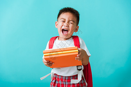 学前幼儿园有书和书包的小孩背包孩子们学习教育课堂学生学校乐趣孩子成功图片