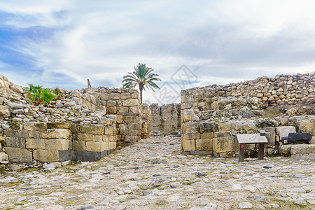 在Tel Megiddo国家公园的古老迦南人门图片