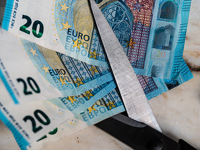 比利时布鲁塞尔 2020年5月1日科罗纳病毒 更多资金p货币经济疾病预算蓝色危机手指乳胶金融基金图片