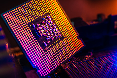 带霓虹灯的处理器 蓝黄光o大图工程服务半导体技术工程师母板工作电脑硬件木板图片