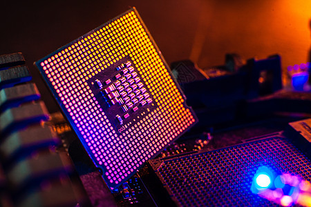 带霓虹灯的处理器 蓝黄光o大图插座半导体工程电路服务芯片工作母板芯片组电脑图片
