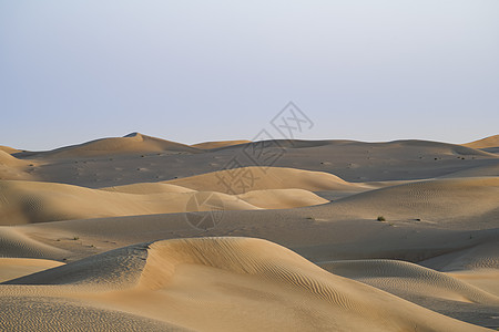 背景的沙漠景观荒野壁纸橙子天空寂寞假期地平线干旱风景旅行图片