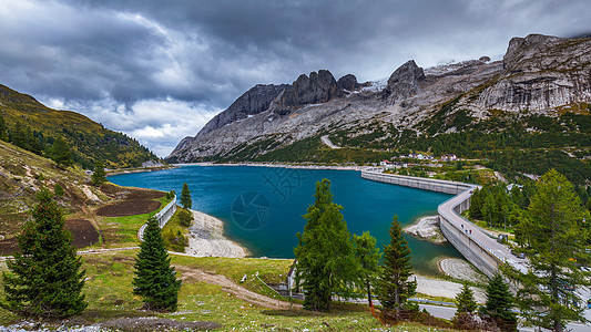 费达亚湖 法萨谷 特伦蒂诺阿尔托阿迪埃树木顶峰旅游高度全景人工湖蓝色山脉魔法岩石图片